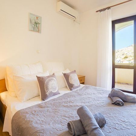 Apartment And Room Bacic Metajna Chambre photo